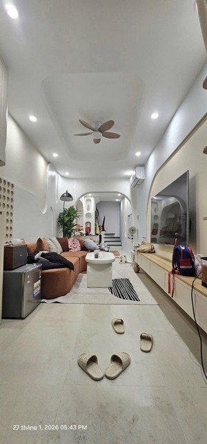 bán nhà riêng minh khai hai bà trưng - dt 36m2 - 5 tầng - cách ô tô tránh 20m - chỉ 8.x tỷ