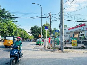 hạ 1,5 tỷ bán nhanh lô đất ngay sát bên bệnh viện lê văn thịnh. vị trí đẹp giá tốt trong khu vực