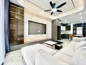 bán nhà xây mới thượng thanh,long biên.dt45m. full nội thất ở ngay.