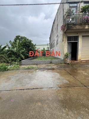 80m, đất siêu phẩm vip đẳng cấp tđc hà hồi thường tín.
vị trí đắc địa sát trục đường 32m,