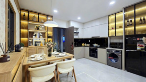 em còn 1 suất nội bộ căn đẹp ở center city