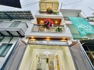 chính chủ cần bán nhà nguyễn phúc nguyên-p9-q3, gần ga sài gòn.giá 4tỷ 650tr/68,3m2,cho thuê 26 tr