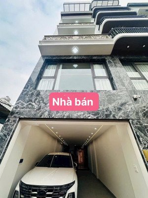 cần bán nhà tư đình cổ linh long biên hà nội.