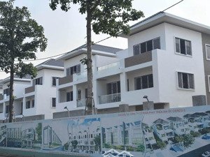 bán biệt thự giá chỉ từ 90 triệu/m2, gần chung cư, vị trí trung tâm có thể vừa ở và kinh doanh