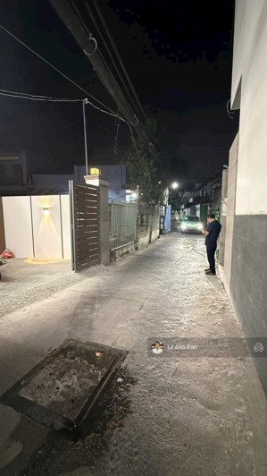 nhà lầu mới đón tết - ngay ắc quy minh trung, xe hơi đi thông, quang vinh (trấn biên), biên hoà