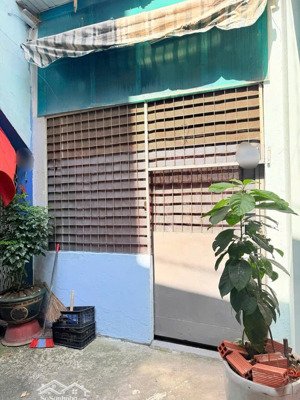 bán nhà hẻm 4m vườn chuối p4 quận 3, dt 3m x 10m 30m2 2 tầng, giá 5 tỷ thương lượng