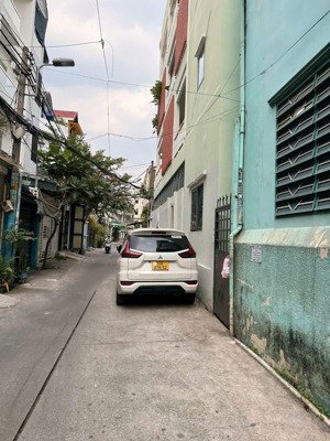 nhà 3 tầng đẹp ngay đường 100 bình thới - lạc long quân, q.11 (4.2x13m) 