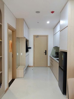 bán chuyển nhượng căn hộ studio 32m2 đã có sổ full nội thất xịn xò sentosa sky park