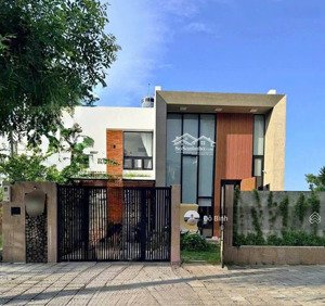 cho thuê biệt thự sân vườn - đường văn tiến dũng - khu fpt - mới đẹp - đủ nội thất cao cấp