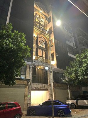 bán nhà mặt phố đàm quang trung, 55m , thang máy , vỉa hè rộng, kinh doanh đa dạng,23xty