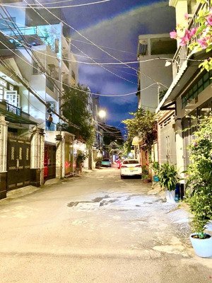 ngay bv gia định 80m2 (4,2x19m) hxh lê quang định chỉ 8,88 tỷ còn tl