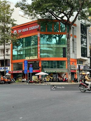 bán gấp tòa nhà 2 mặt tiền đồng văn cống - dt: 18 x 20m - hầm 6 tầng - hđt: 165tr/th. giá 80 tỷ