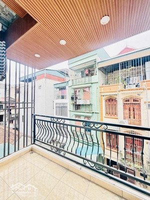 bán nhà hoàng mai - gần hồ đền lừ - ô tô đỗ cổng - lô góc - dt 48m - ở ngay. giá bán 8.75 tỷ