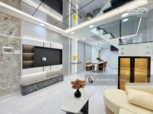 phú nhuận
sát mặt tiền hoàng văn thụ - trần huy liệu 5 tầng 6 pn