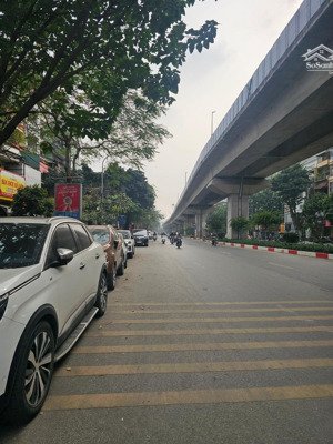 hàng hiếm - khu phố hào nam - ô tô - kinh doanh các nghành nghề. chủ thiết kế víp