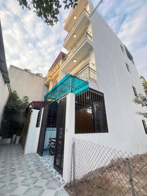 nhà mới đón tết 2026, đẹp long lanh luôn hàng xóm ngũ hiệp
nhà 4 tầng