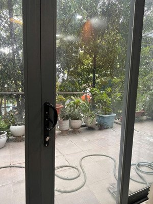 chủ gửi cho thuê căn ruby 3pn có balcony và sân phơi rộng, view công viên 16ha