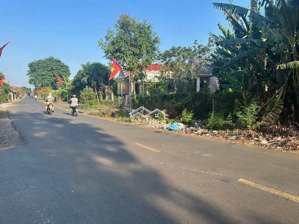 cần bán lô đất góc 2 mặt tiền đường sô 10 khu dân cư sầm uất hoà long tp br vt