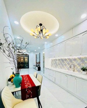 siêu phẩm bề ngang 5.4m - biệt thự phố thu nhỏ ngay chợ an nhơn - 71m giá chỉ 5.9 tỷ