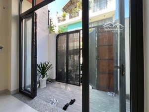 nhà 3 tầng hxh sát mặt tiền tân thới hiệp, q12