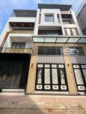 nhà 5 tầng,bề ngang lớn 7m, khu phân lô đồng bộ, 5.4tỉ