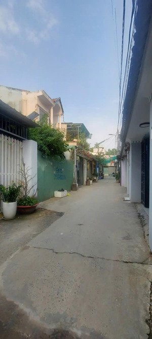 đất nhà cấp 4 phú mỹ q7 4.5x16.3m sát hẻm xe hơi vị trí xây mới đẹp