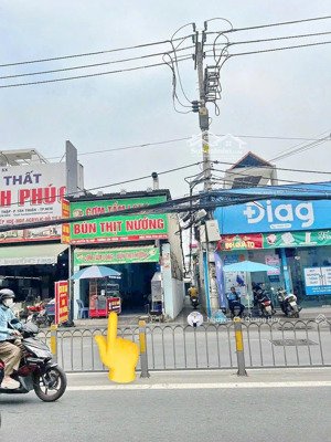 ngộp bank -nhà mặt tiền nguyễn thị thập khu vực kinh doanh mua bán sầm uất - đang thu nhập 45 triệu