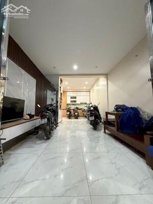 Nhà phố Bạch Mai -Ngõ rộng, nông, thông thoáng – Nhà đẹp – 48m2 – 6 tầng – 10.9 tỷ