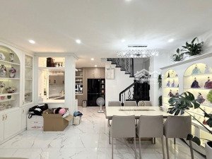 hẻm xe hơi - sát mt huỳnh văn bánh - 52m2 (5.2m x10m) - 3 tầng full nt - 9.7 tỷ