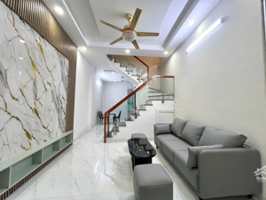 34m2 - nguyễn cửu vân p17 bình thạnh 2 tầng mới đẹp cạnh hẻm xe hơi full nội thất chỉ 5.8 tỷ tl