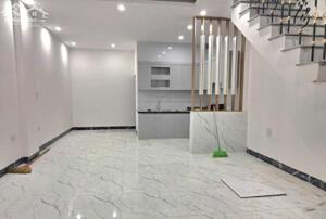 GIẢM SỐC NHÀ ÂU CƠ TT TÂY HỒ MỚI KOONG FULL NỘI THẤT 47M X 3 TẦNG MT 4,6M 2,9 TỶ.