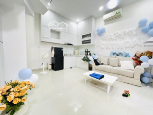 giảm còn 6.5 tỷ còn bớt mạnh nhà mới xây 100% 8pn cho thuê 2530tr/tháng ngang 5m đẹp hiếm