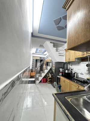 bán nhà 2t đúc mới shr, hc, lê văn khương sát bia tiger, siêu thị mm, chỉ 1.9 tỷ