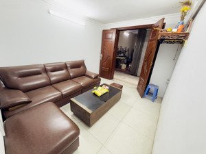 bán nhà tập thể ngô thì nhậm hbt cũ 82m 3 ngủ 2wc chỉ nhỉnh 4,5x tỷ oto