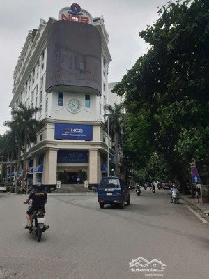 bán gấp nhà mặt phố bà triệu 550m2 x c4 x mt 13m2 giá 265 tỉ có thương lượng.