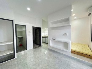 bán nhà mt 7 tầng thang máy phú định,q.8 - 22pn/22wc / 8x25 / cn 180m / khu dân cư an ninh