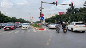 NHÀ DÂN XÂY, LÔ GÓC ĐÀM QUANG TRUNG 60M, 6T, MT6M, THANG MÁY, FULL NỘI THẤT, SÂN ĐỂ Ô TÔ.