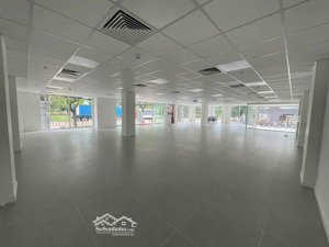cho thuê 760m2 sàn tầng trệt + lầu 1 thạnh mỹ lợi, lê hiến mai, tp thủ đức, sàn trống, pccc đầy đủ.