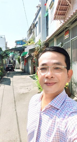 bán đất tặng nhà gò vấp - hẻm thông xe hơi đậu cửa - gần mt quang trung - 6,5m15,5m - 11.x tỷ