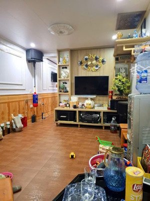 bán nhà nguyễn khuyến hà đông dt 46/55m x 3tx mt 3m giá 17,7 tỷ có thương lượng