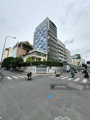 góc 2mt nguyễn văn thủ + nguyễn đình chiểu q1 - dt 12x25m cn 300m2 - 3 tầng, hđt 300tr, giá 85 tỷ