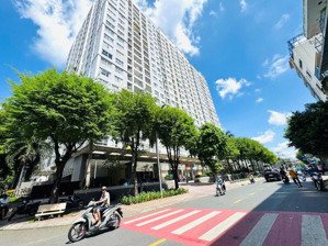 quận 4 ngang 7 mét - 133m2 - nở hậu
thích hợp xây mới, xe hơi đỗ ngay cổng