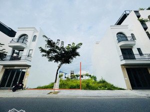 vcn phước long 2 - bán gấp đất mặt tiền đường số a2 - 97,5m2 giá rẻ 88,2 triệu/m2