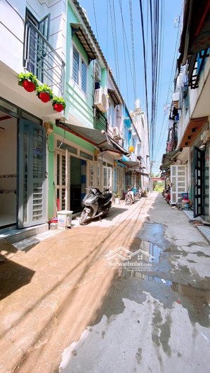 bán nhà sổ chung thạnh xuân 1 trệt 1 lầu đất thổ cư