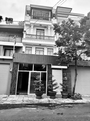 cho thuê nhà riêng 5pn, 4wc tại bàu cát, 30 triệu, 120m2