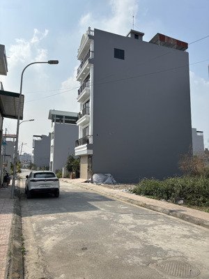 hàng hiếm gần đường liên khu 8, giáp kđt splendora còn sót lại tại song phương. cơ hội đầu tư tốt