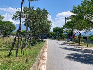 chính chủ gửi bán mặt tiền nguyễn tất thành nối dài (golden hill) sổ cá nhân