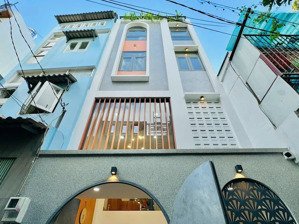 bán nhà 42m2 nguyễn thiện thuật, p1, q3. xây 3 tầng, hẻm 6m. gía 2 tỷ450tr sổ riêng