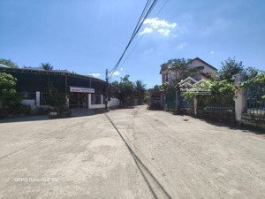 bán đất tặng nhà mặt tiền đường 8m nối thông ra quốc lộ 27c. giá chưa tới 10tr/1m2