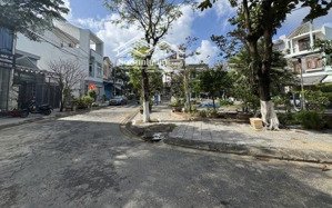 bán lô đất đẹp mặt tiền đường tân phú 2 - dt 222.5m- gọi đàm tiến